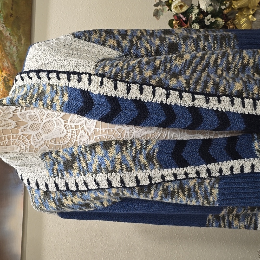 NorthStyle Blue and Cream Long Cardigan Sweater